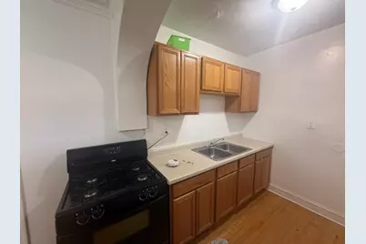 2105 Grove Avenue #202, Berwyn, IL 60402 - Photo 8