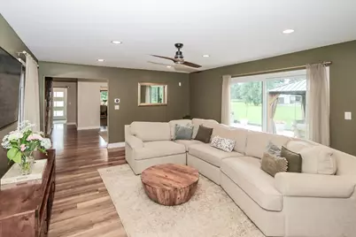 33838 N Christa Drive, Ingleside, IL 60041 - Photo 10
