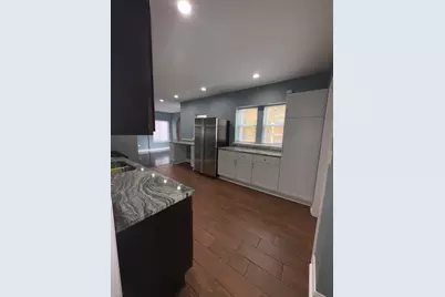 7025 S Chappel Avenue #3, Chicago, IL 60649 - Photo 8