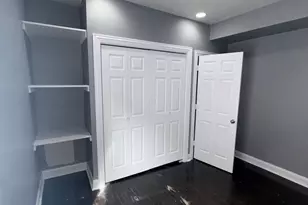 7025 S Chappel Ave, Chicago, IL 60649 - Photo 12