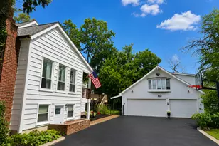 3062 Ridgeland Avenue, Lisle, IL 60532 - Photo 2
