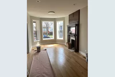 2428 N Rockwell Street, Chicago, IL 60647 - Photo 2