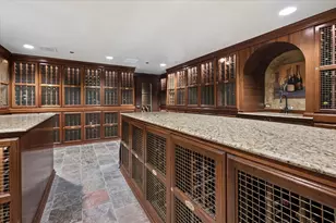 25 E Superior St, Chicago, IL 60611 - Photo 32