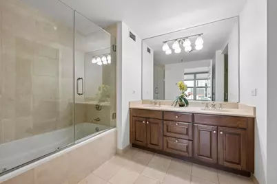 25 E Superior Street #2803, Chicago, IL 60611 - Photo 10