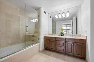 25 E Superior St, Chicago, IL 60611 - Photo 10