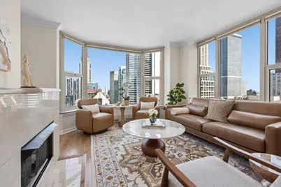 25 E Superior Street #2803, Chicago, IL 60611 - Photo 4