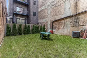 1436 N Orleans St, Chicago, IL 60610 - Photo 32