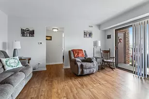 14035 Laramie Ave, Crestwood, IL 60418 - Photo 4