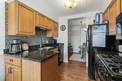 14035 Laramie Avenue #409, Crestwood, IL 60418 - Photo 6