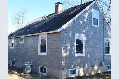 254 W Main Street, Carpentersville, IL 60110 - Photo 2