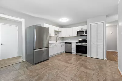 5446 Highland Court, Crestwood, IL 60418 - Photo 4