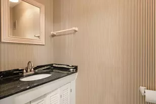 114 N Peartree Ln, Arlington Heights, IL 60004 - Photo 8