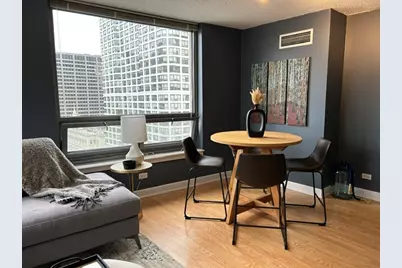 440 N Wabash Avenue #3710, Chicago, IL 60611 - Photo 2