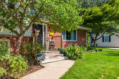 722 Christie Street, Ottawa, IL 61350 - Photo 2