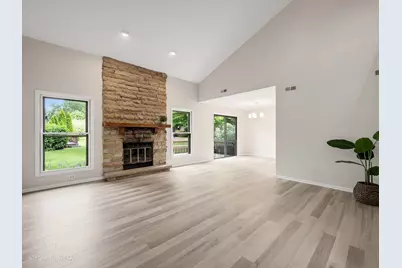 146 Indian Boundary Drive, Westmont, IL 60559 - Photo 6