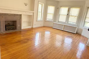 7547 S Cornell St, Chicago, IL 60649 - Photo 2