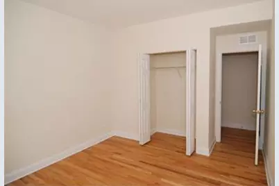 6834 N Ashland Boulevard #3, Chicago, IL 60626 - Photo 8