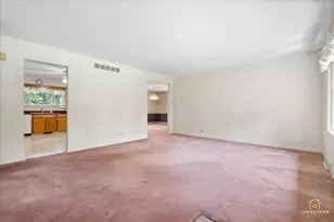 1420 N Hickory Ave, Arlington Heights, IL 60004 - Photo 6