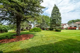 18590 Meadow Ln, Hazel Crest, IL 60429 - Photo 22