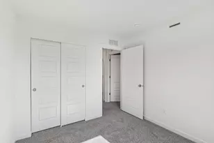 1383 Oakfield Ln, Pingree Grove, IL 60140 - Photo 20