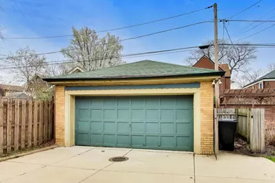 10041 S Hoyne Avenue, Chicago, IL 60643 - Photo 38