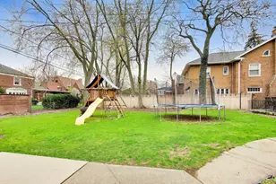 10041 S Hoyne Ave, Chicago, IL 60643 - Photo 36