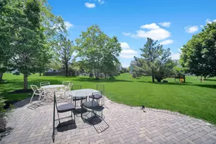 2743 Rourke Dr, Aurora, IL 60503 - Photo 32