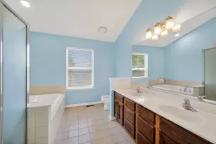 2743 Rourke Dr, Aurora, IL 60503 - Photo 24