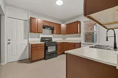 [Address not provided], Chicago, IL 60629 - Photo 12