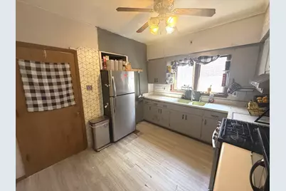 1103 N 8th Avenue, Maywood, IL 60153 - Photo 12