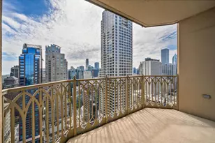 21 E Huron St, Chicago, IL 60611 - Photo 26
