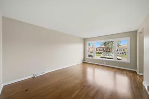 3798 W 76th Pl, Chicago, IL 60652 - Photo 2
