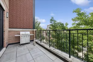 1923 N Damen Ave, Chicago, IL 60647 - Photo 28