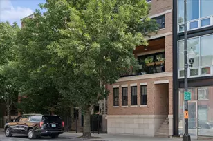 1923 N Damen Ave, Chicago, IL 60647 - Photo 1