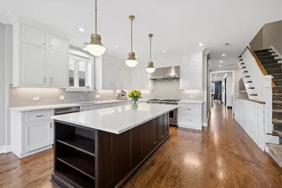 1923 N Damen Avenue #PH, Chicago, IL 60647 - Photo 2