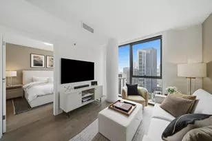 211 N Harbor Dr, Chicago, IL 60601 - Photo 6
