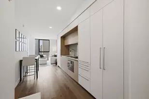 211 N Harbor Dr, Chicago, IL 60601 - Photo 2