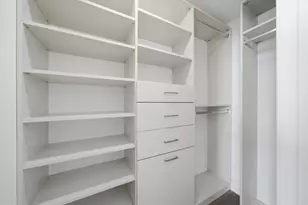 211 N Harbor Dr, Chicago, IL 60601 - Photo 18