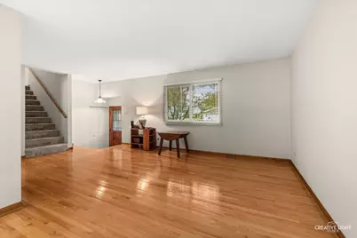 2S111 Lynn Court, Warrenville, IL 60555 - Photo 4