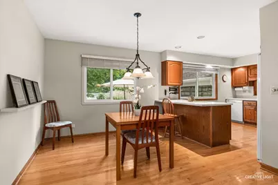 2S111 Lynn Court, Warrenville, IL 60555 - Photo 6