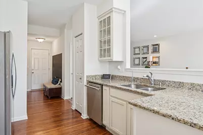 34W685 Roosevelt Avenue #B, Saint Charles, IL 60174 - Photo 8