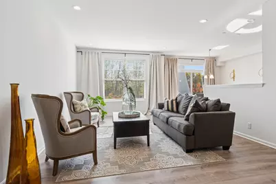 34W685 Roosevelt Avenue #B, Saint Charles, IL 60174 - Photo 6