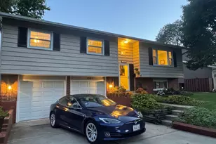 1205 E Ironwood Dr, Mount Prospect, IL 60056 - Photo 1