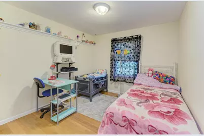 517 N Larkin Avenue, Joliet, IL 60435 - Photo 8
