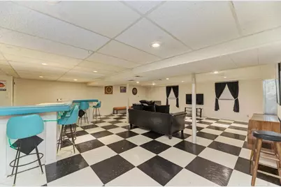 517 N Larkin Avenue, Joliet, IL 60435 - Photo 24