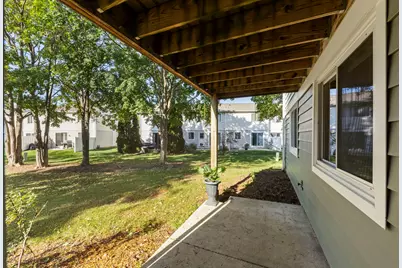 252 Shoreline Circle #Z1, Schaumburg, IL 60194 - Photo 8