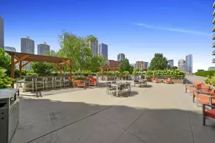 545 N Dearborn St, Chicago, IL 60654 - Photo 16