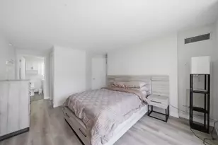 545 N Dearborn St, Chicago, IL 60654 - Photo 10