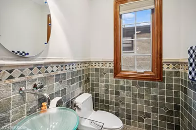 3832 W Chase Avenue, Lincolnwood, IL 60712 - Photo 44