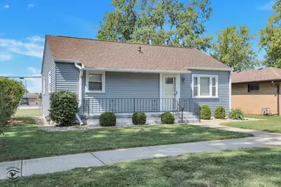183 N Forest Avenue, Bradley, IL 60915 - Photo 1